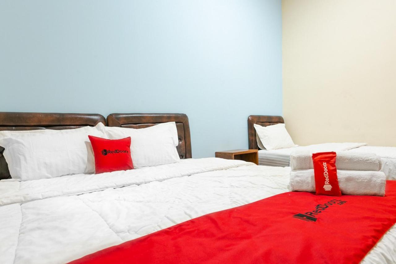Reddoorz Syariah @ Sakinah Guesthouse Sragen Экстерьер фото